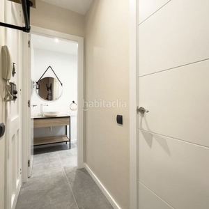 Alquiler apartamento acogedor piso de 2 dormitorios a pocos pasos de plaza españa, super central y comodo en Barcelona