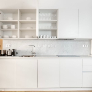 Alquiler apartamento piso renovado de 2 habitaciones en vila de gracia en Barcelona
