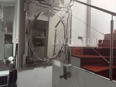 Alquiler ático amueblado con ascensor, calefacción y aire acondicionado en Valencia