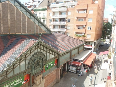 Alquiler ático -terraza-balcon-reformado en Vila de Gràcia Barcelona