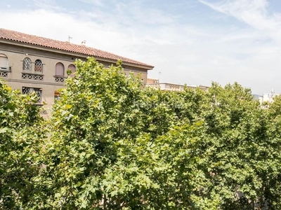 Alquiler piso alquiler 3 a 11 meses
este piso se encuentra en carrer de l'almirall , , situado en el distrito de Barceloneta, en la planta 5. es un piso amueblado, que tiene 70 m2, dispone de 2 habitaciones y 1 baños en Barcelona
