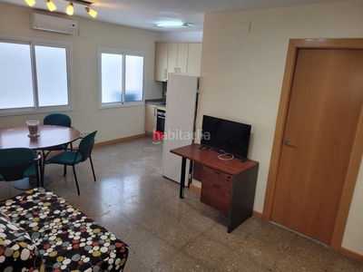 Alquiler piso -apartamento en rambla nova para profesionales desplazados. en Tarragona
