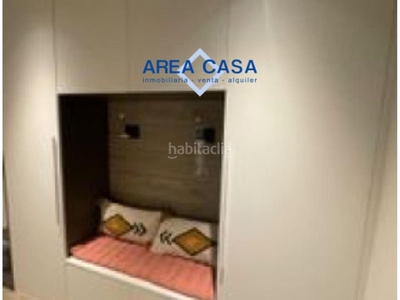 Alquiler piso con 2 habitaciones amueblado con ascensor en Barcelona