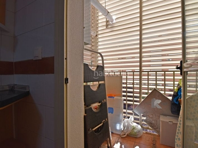 Alquiler piso con 2 habitaciones con ascensor, calefacción y aire acondicionado en Pinto
