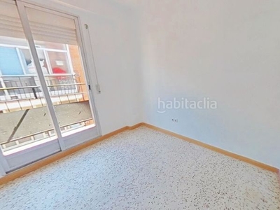 Alquiler piso con 2 habitaciones en San Andrés Madrid