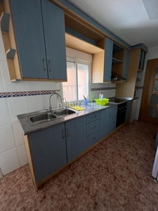 Alquiler piso con 3 habitaciones amueblado con ascensor, calefacción y aire acondicionado en Murcia