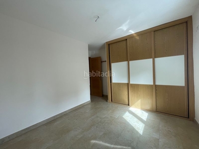 Alquiler piso con 3 habitaciones con ascensor y calefacción en Alcalá de Henares