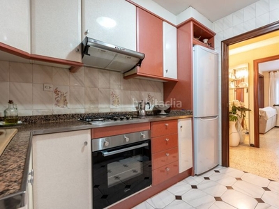 Alquiler piso en carrer antoni fabra i ribas piso ideal para estudiantes en muy buena ubicación en Reus