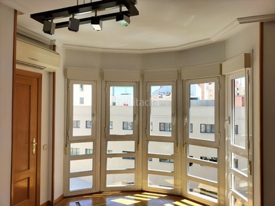 Alquiler piso en ronda de toledo 3 habitaciones, garaje, luminoso, vigilancia 24h en Madrid