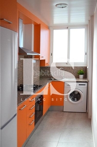 Alquiler piso encantador piso con vistas magníficas en cases noves en Sitges