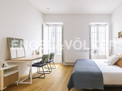 Alquiler piso espectacular piso con buhardilla en malasaña en alquiler en Madrid