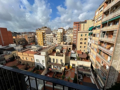 Alquiler piso + parking en c/viladomat en La Nova Esquerra de l´Eixample Barcelona