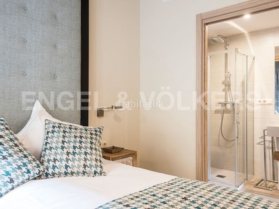 Alquiler piso precioso piso de 2 dormitorios junto al puerto en Barcelona
