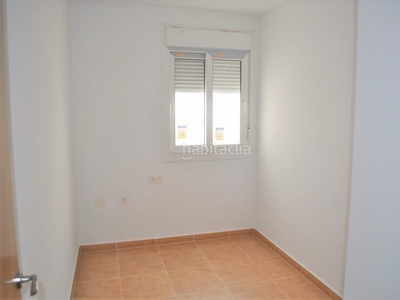 Apartamento adquiere piso en calle villagordos () con 137,75m² y 4 habitaciones en Murcia