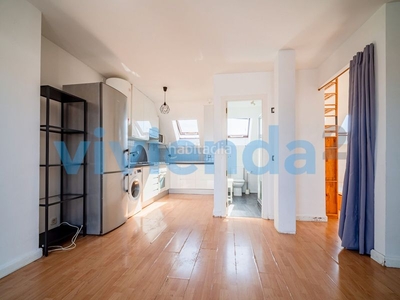 Ático atico en San Isidro, 57 m2, 1 dormitorios, 1 baños, 189.000 euros en Madrid