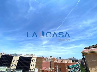 Ático la casa agency presenta!: en La Bordeta Barcelona