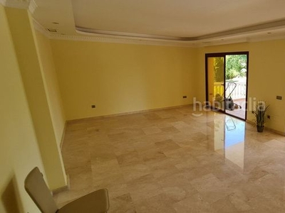 Casa 4 dormitorios villa las chapas 54984 en Zona Miraflores Marbella