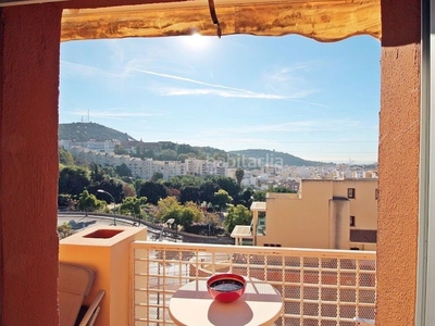Casa adosada adosado de cuatro dormitorios en venta capital, costa del sol. en Málaga