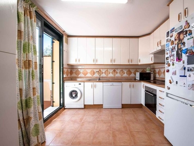 Casa adosada chalet adosado en nagueles en venta en Marbella