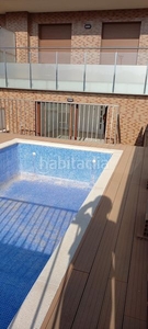 Casa adosada con 5 habitaciones con parking, piscina, calefacción y aire acondicionado en Torrefarrera