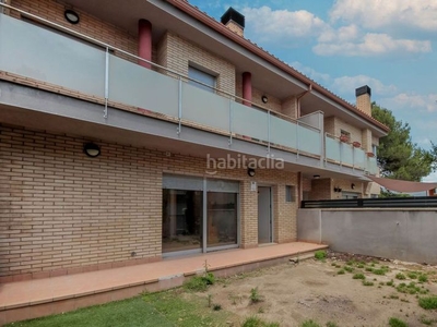 Casa adosada en c/ pins solvia inmobiliaria - chalet adosado en Pobla de Claramunt (La)