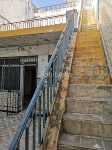 Casa con 3 habitaciones en Centro - Doña Mercedes Dos Hermanas