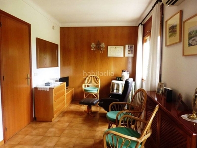 Casa con 4 habitaciones con parking, calefacción, aire acondicionado y jardín en Bisbal d´Empordà (La)