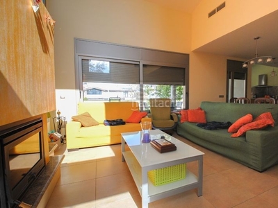 Casa con 5 habitaciones con parking, calefacción, aire acondicionado y jardín en Vilafranca del Penedès