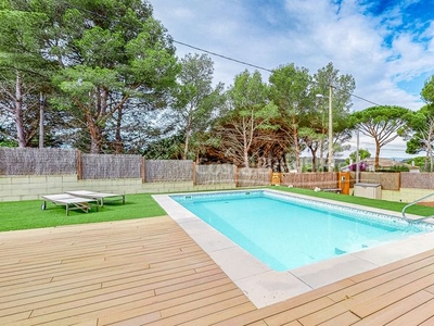 Casa con jardín y piscina privada | propiedad exclusiva en venta en Tamariu