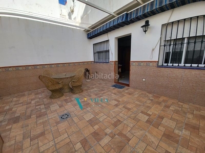 Casa en venta en zona santa lucía, 4 dormitorios. en Alcalá de Guadaira