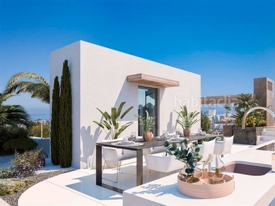 Casa pareada lujosa villa pareada con increíbles vistas al mar en the list, Río Real en Marbella