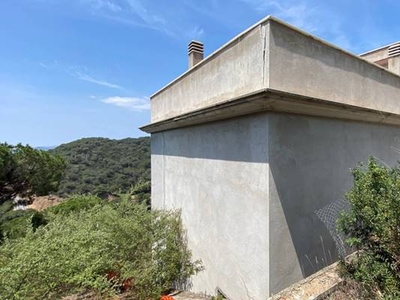 CASA UNIFAMILIAR EN VENTA