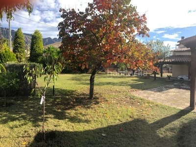 Chalet exclusiva casa en el bosc d'en misse collbato en Collbató