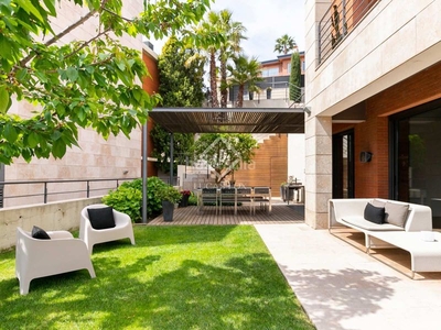 Chalet maravillosa casa unifamiliar de 492 m² con 6 dormitorios en venta en ciudad diagonal - barcelona en Esplugues de Llobregat