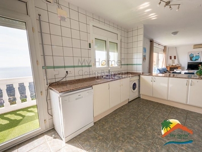Chalet r02205 casa con licencia turística, piscina y vistas al mar en Lloret de Mar