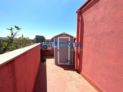 Piso con 2 habitaciones amueblado con ascensor, calefacción y aire acondicionado en Barcelona