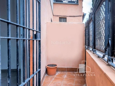 Piso con 2 habitaciones con ascensor y vistas a la montaña en Manresa