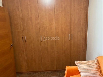 Piso con 3 habitaciones con ascensor, calefacción y aire acondicionado en Badalona