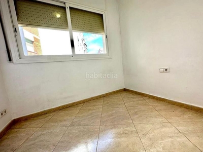 Piso con 3 habitaciones con ascensor y calefacción en Santa Coloma de Gramenet