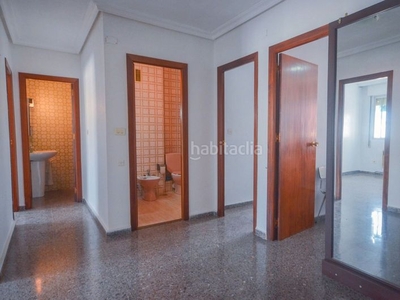Piso con 4 habitaciones con ascensor en San Pedro Murcia