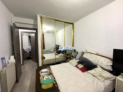 Piso de 3 dormitorios con ascensor y terraza en Campamento en Madrid