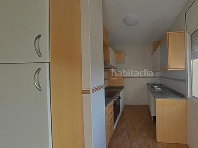 Piso de 3 habitaciones en Santa Perpètua de Mogoda