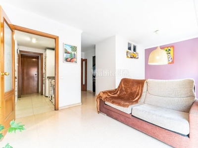 Piso dúplex en venta , con 94 m2, 2 habitaciones y 2 baños, ascensor y amueblado. en Vila-seca