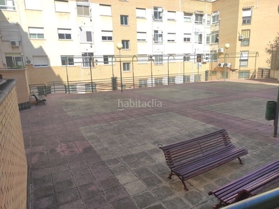 Piso en avenida montegrande 5 piso con patio en Torreagüera Murcia