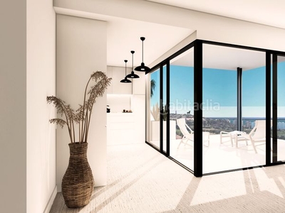 Piso en calle aliaria piso con 3 habitaciones con ascensor, parking, calefacción, aire acondicionado y vistas al mar en Fuengirola