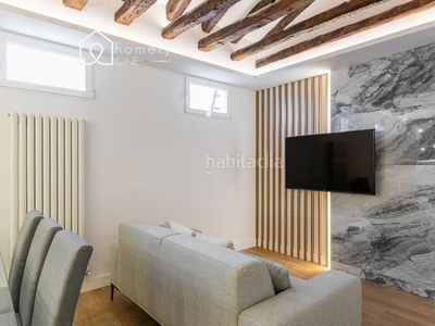 Piso en venta , con 91 m2, 3 habitaciones y 3 baños, ascensor, amueblado, aire acondicionado y calefacción independiente gas natural. en Madrid