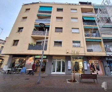 Piso en venta en Calle Ramon Casas, 1º, 08100, Mollet Del Vallès (Barcelona)