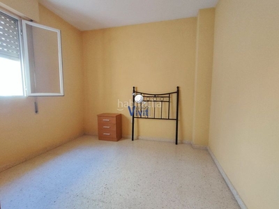Piso en venta en instituto, 4 dormitorios. en Alcalá de Guadaira