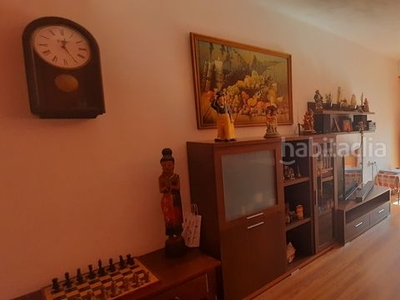 Piso en venta reformado y ascensor y balcón en Casablanca. en Sant Boi de Llobregat