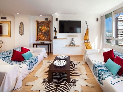 Piso espectacular piso de 2 dormitorios con vistas al mar. playamar-. málaga en Torremolinos